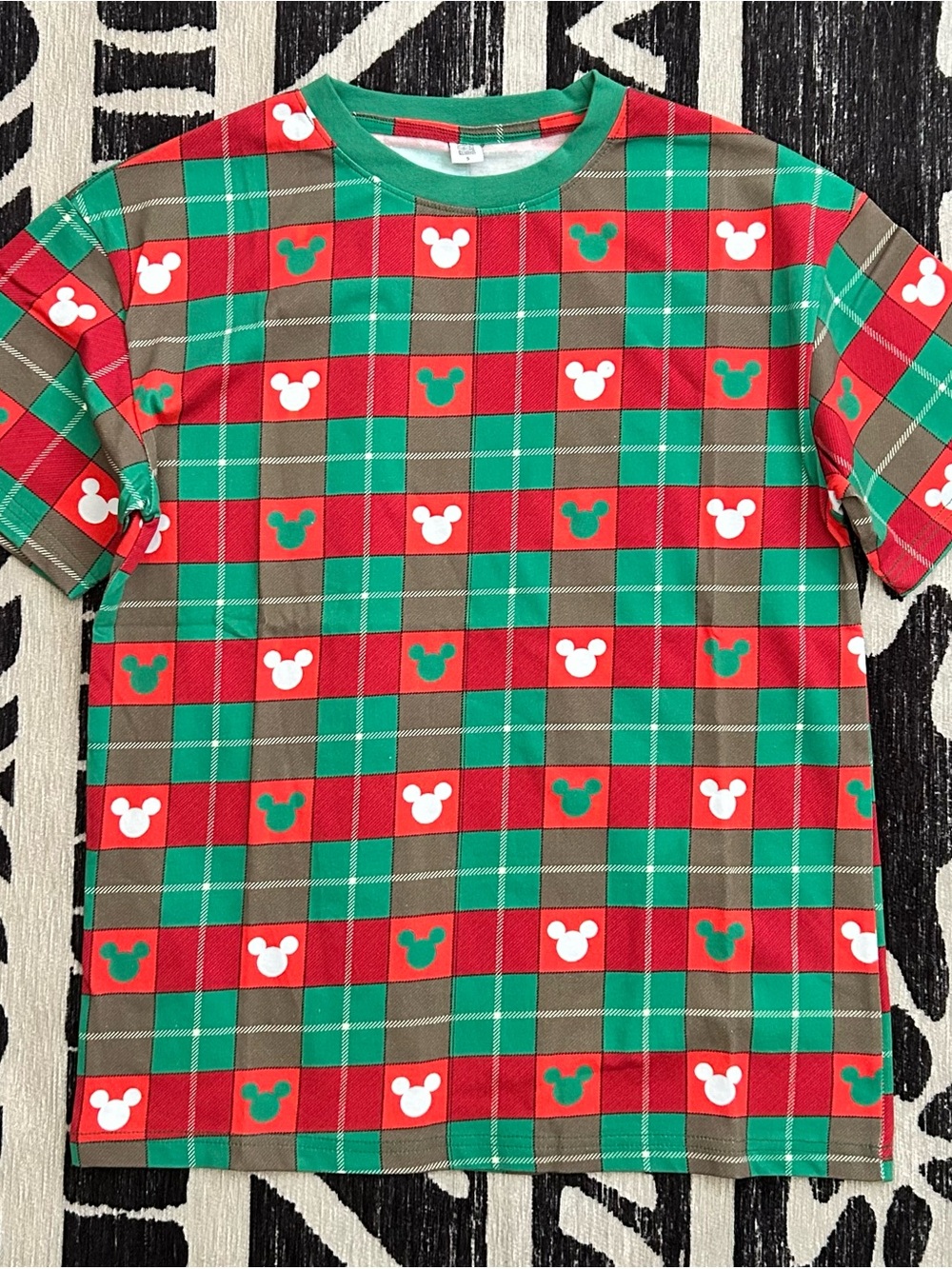 Wild Rich Kids Holiday Adult Tee